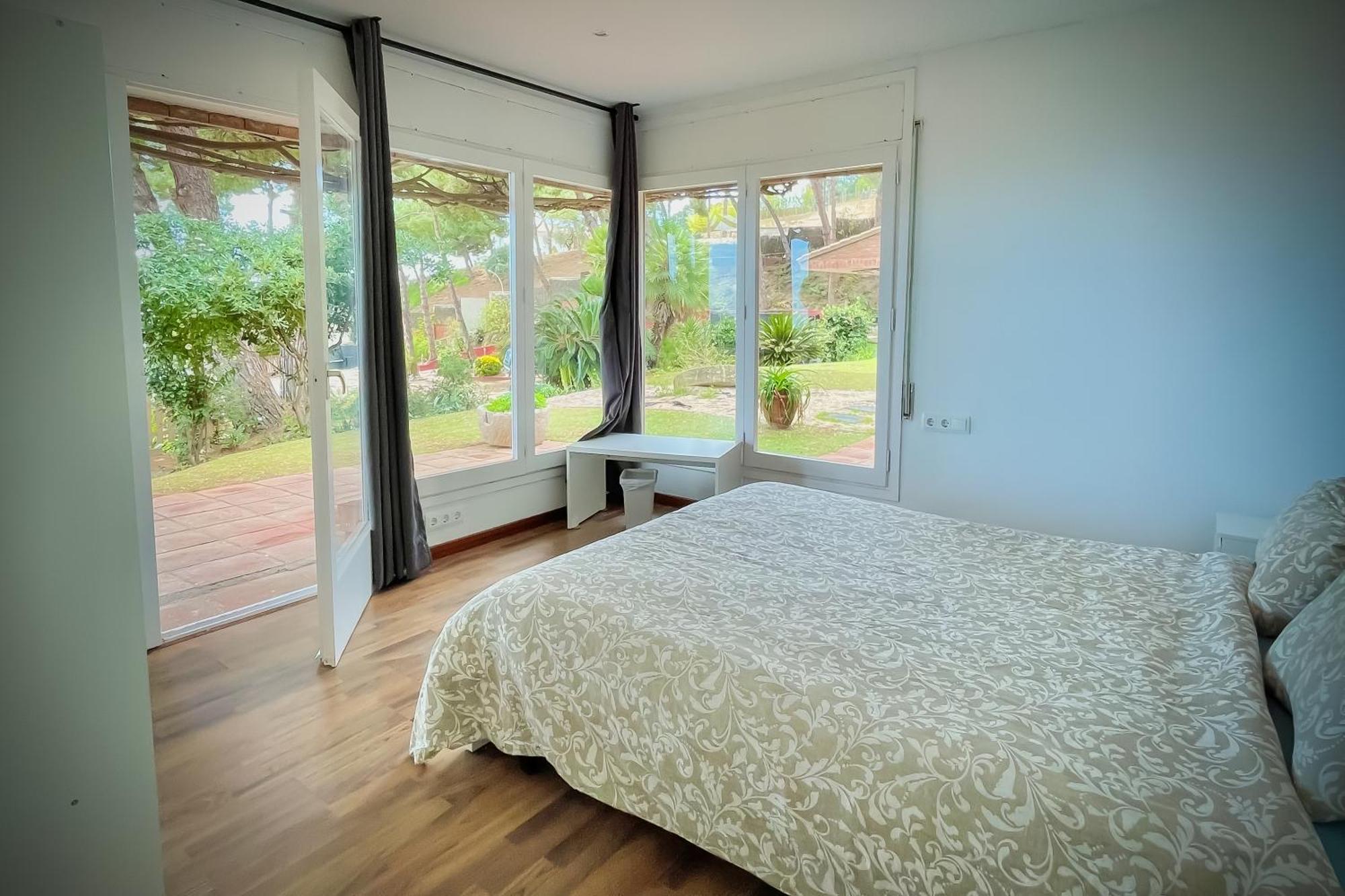 Villa Maresme & Villa Rosa Mataro Exterior photo